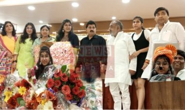 Video : Anushka Karnwal UPSC 2024 Success Story : बड़े पापा ने कहा था माता रानी सब ठीक करेंगी और बस हो गया UPSC  क्लियर